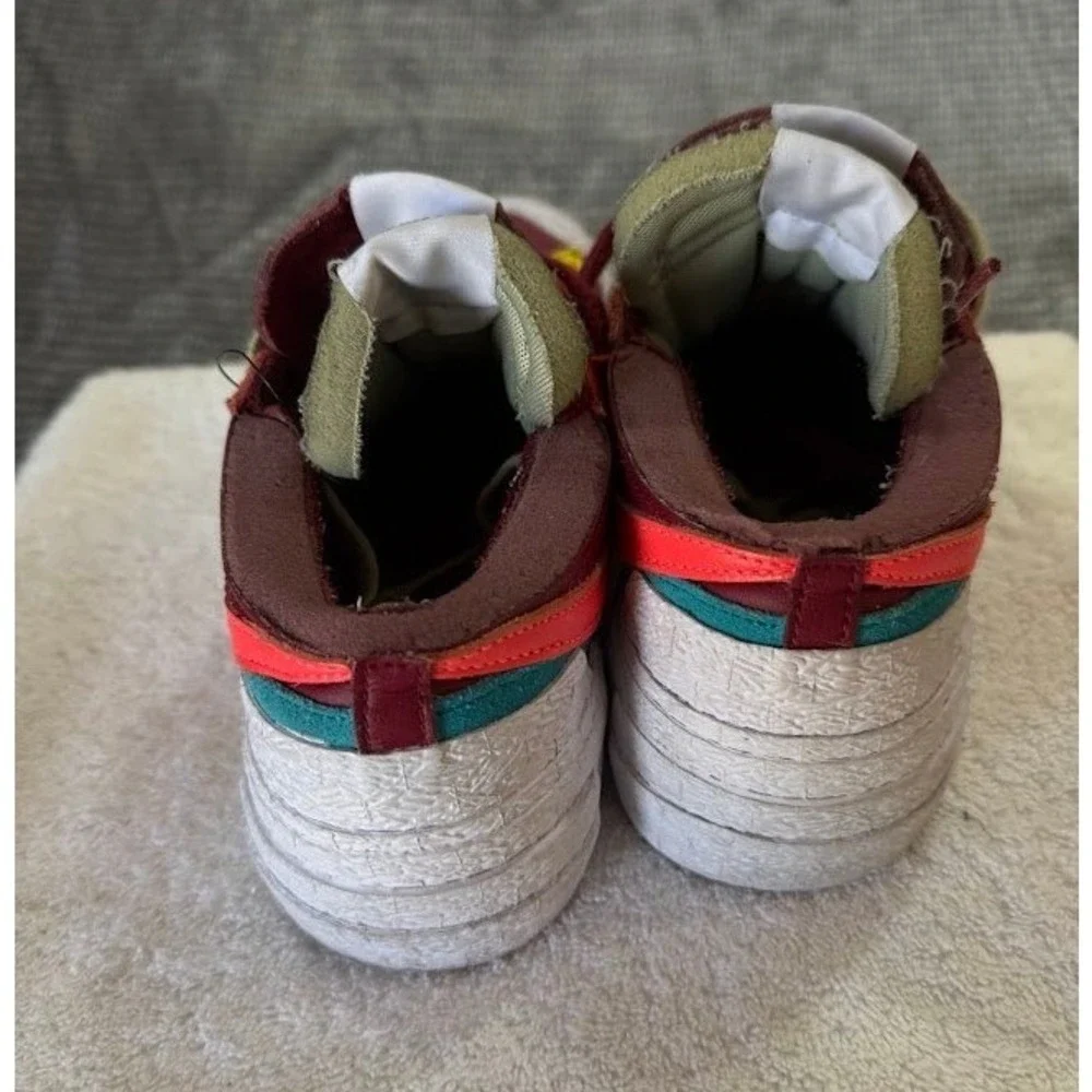 Kaws Sacai Nike Blazer Low Team Red Hot Lava Blue DM7901-600 Mens Sneakers 7.5